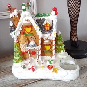 Gingerbread & Candy House Christmas Candle Holder